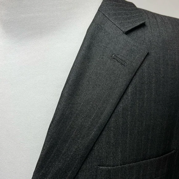 Pierre Balmain Charcoal Gray Red Pinstripe Silk/Wool Mens 44R Blazer Jacket Coat